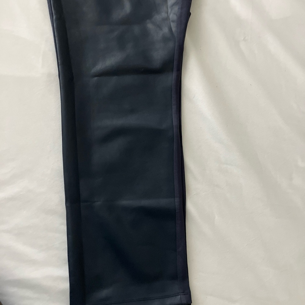 Belle by Kim Gravel Petite Faux Leather Front, Ponte Back Pant- (Sz 12P) A661398 - Picture 5 of 8